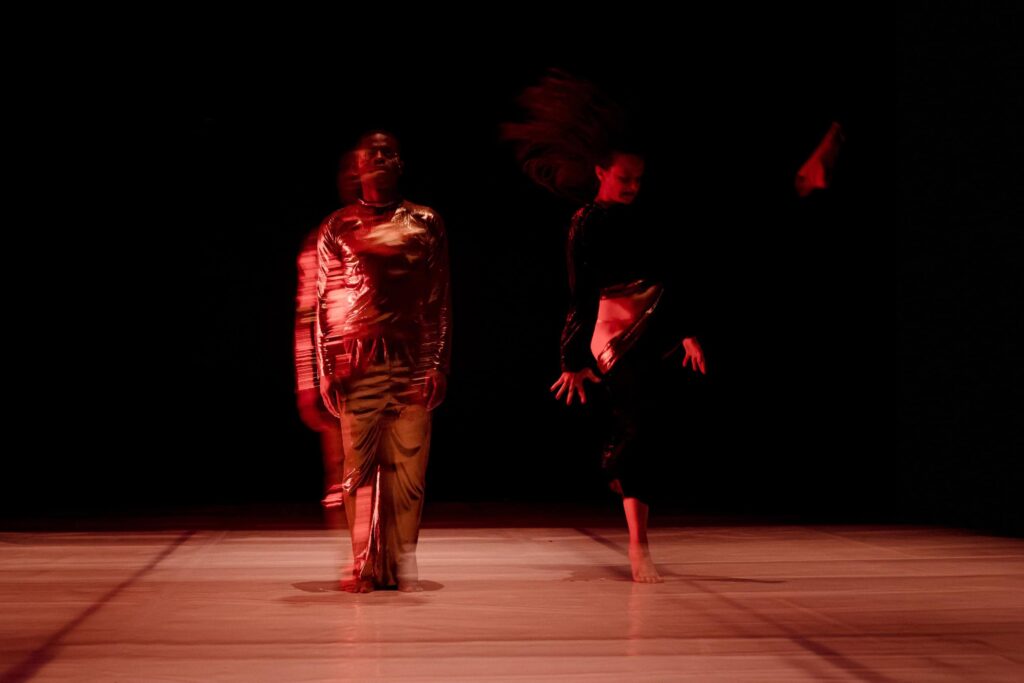 Foto: Oro Negro, scena iz predstave