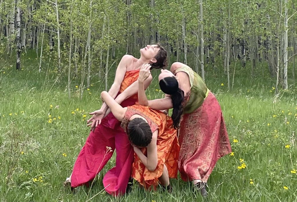Foto: WECreate Productions, performans u prirodi